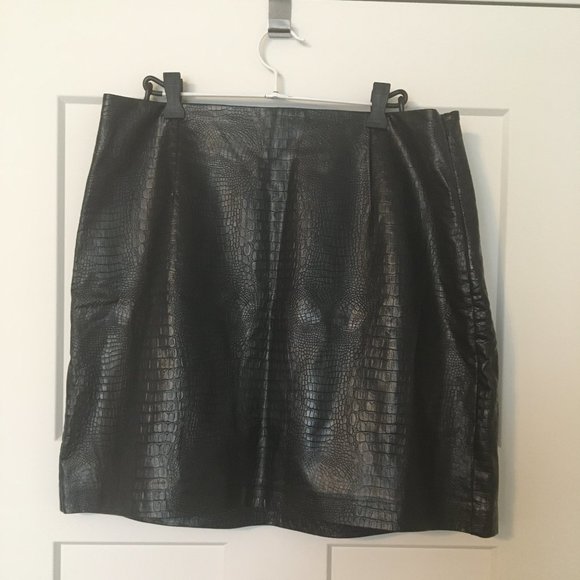 Dynamite Jupe Croco PU Skirt - Picture 5 of 9
